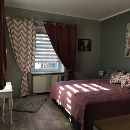 Lägenhet Przy Strumyku 1 *